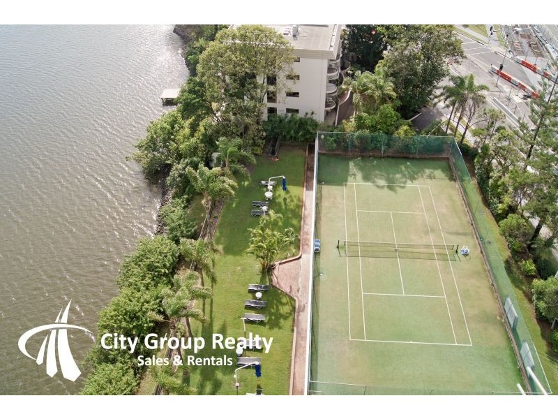 71 Silverton, Surfers Paradise QLD 4217