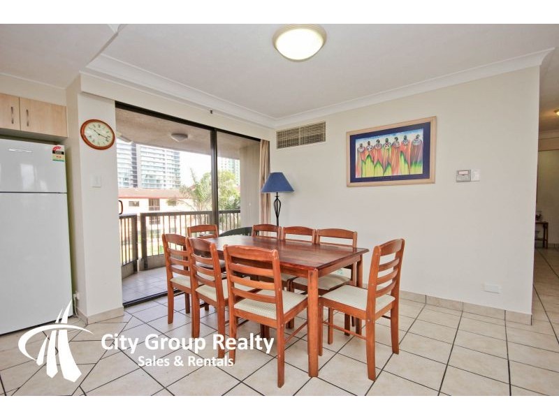 28 Northcliffe Terrace, Surfers Paradise QLD 4217
