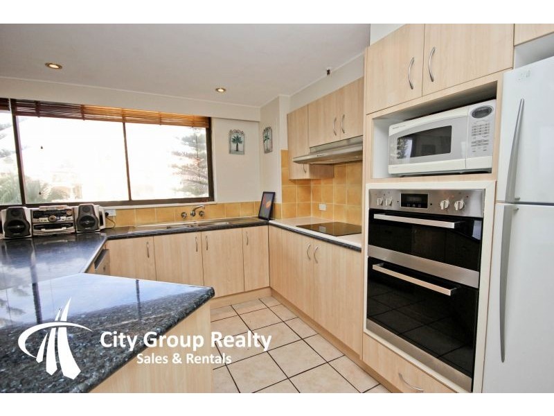 28 Northcliffe Terrace, Surfers Paradise QLD 4217