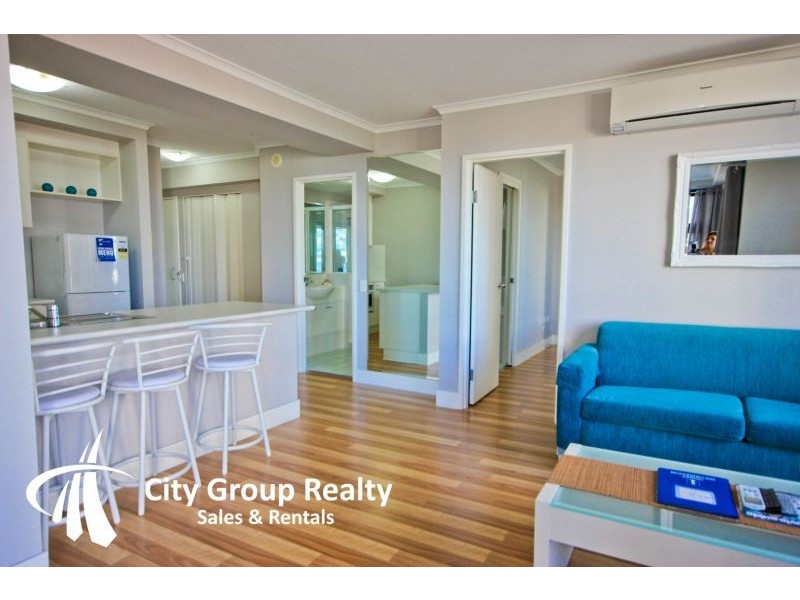 30 Surf Parade, Broadbeach QLD 4218