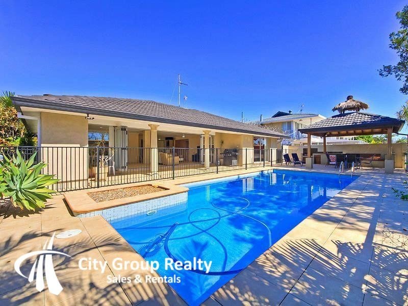 Broadbeach Waters QLD 4218