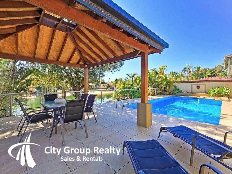 Broadbeach Waters QLD 4218