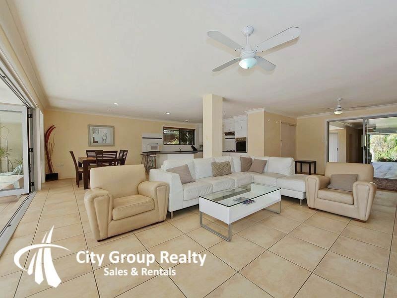 Broadbeach Waters QLD 4218