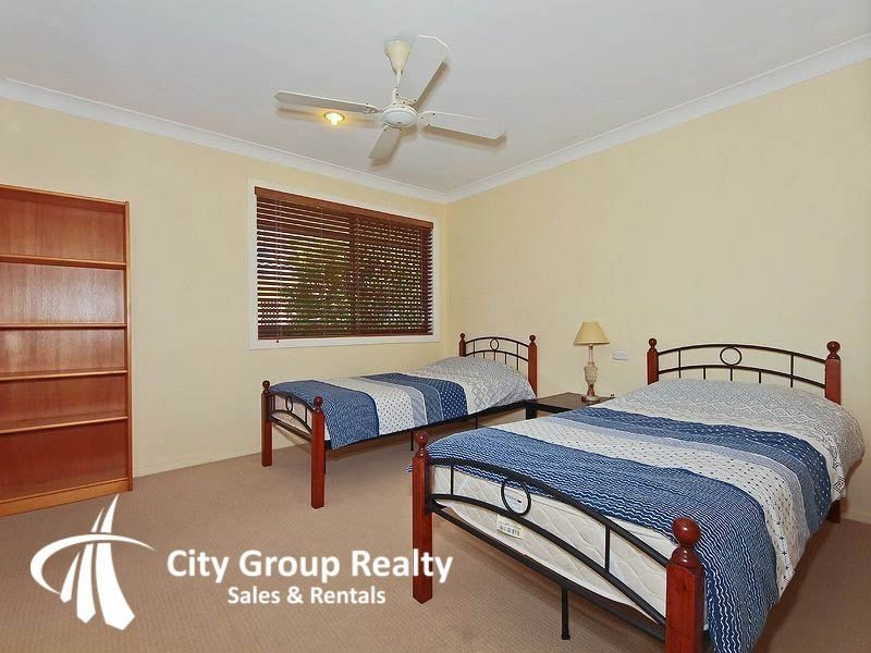 Broadbeach Waters QLD 4218