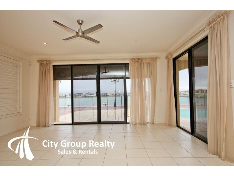 119 Edinburgh Road, Benowa Waters QLD 4217