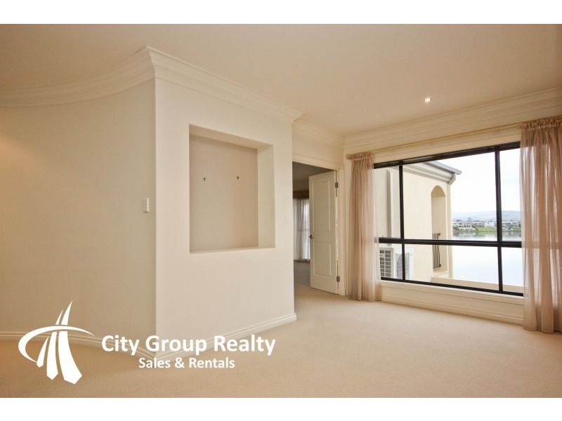 119 Edinburgh Road, Benowa Waters QLD 4217