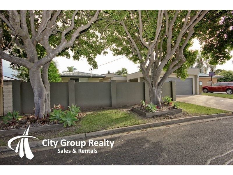 29 Curlew Crescent, Burleigh Waters QLD 4220