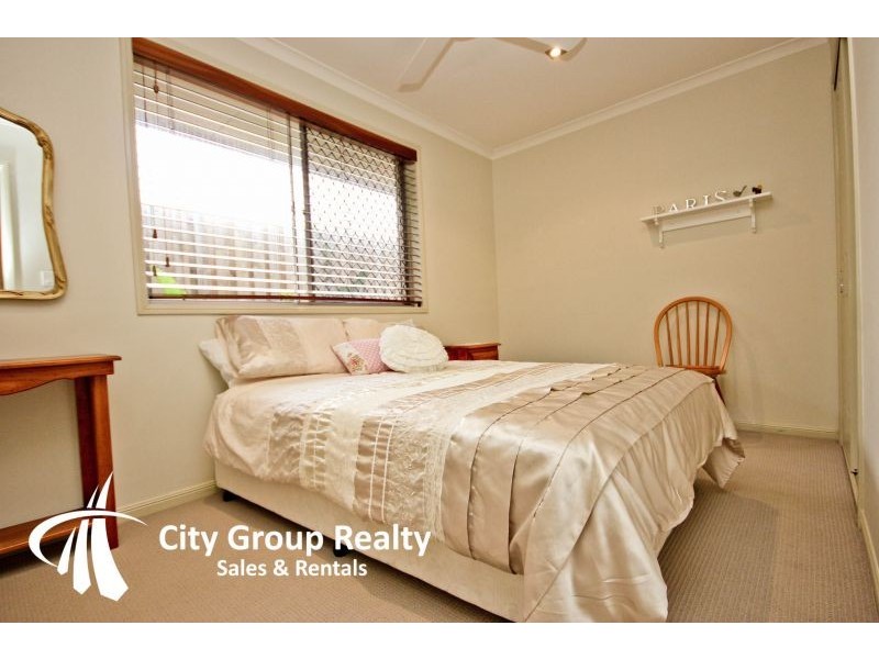 29 Curlew Crescent, Burleigh Waters QLD 4220