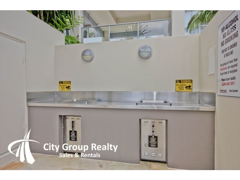 Varsity Lakes QLD 4227