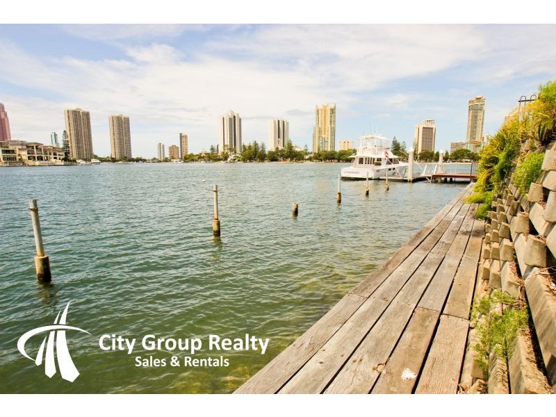 Chevron Island QLD 4217