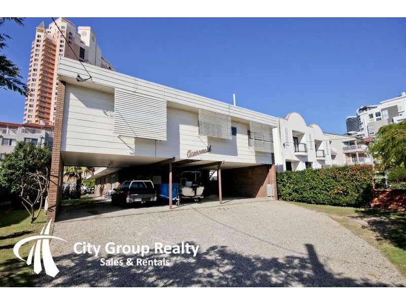 21 Jubilee Avenue, Broadbeach QLD 4218