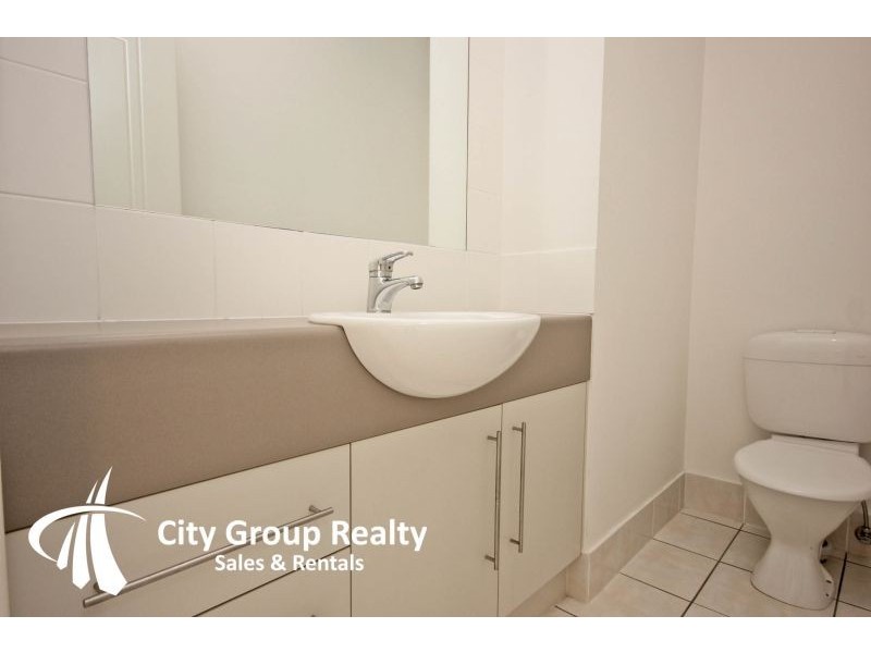 23 Majorca Crescent, Varsity Lakes QLD 4227