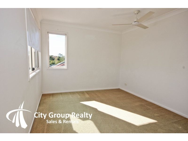 23 Majorca Crescent, Varsity Lakes QLD 4227