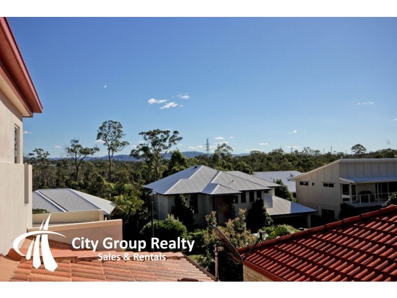 23 Majorca Crescent, Varsity Lakes QLD 4227