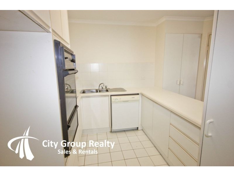 11. Breaker Street, Main Beach QLD 4217