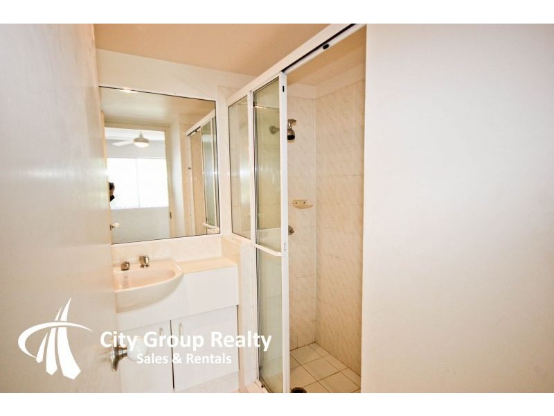 11. Breaker Street, Main Beach QLD 4217