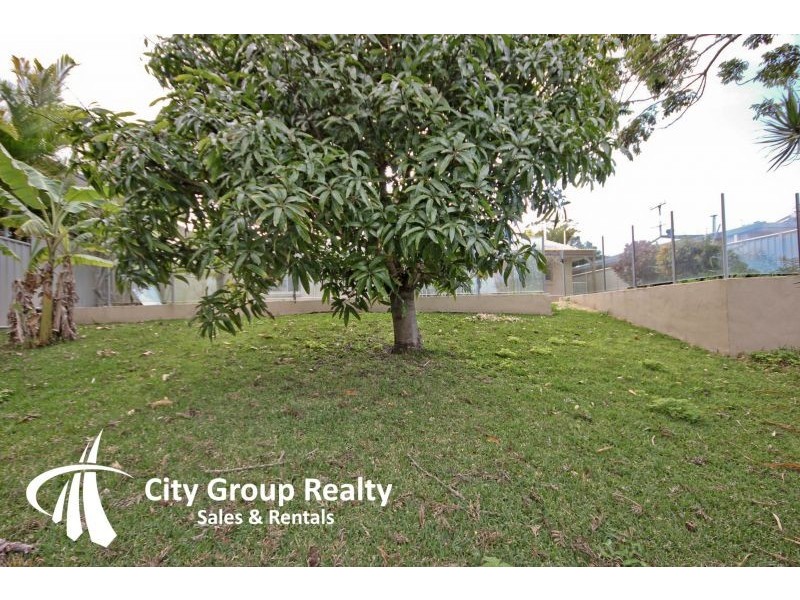 112 Salerno Street, Surfers Paradise QLD 4217