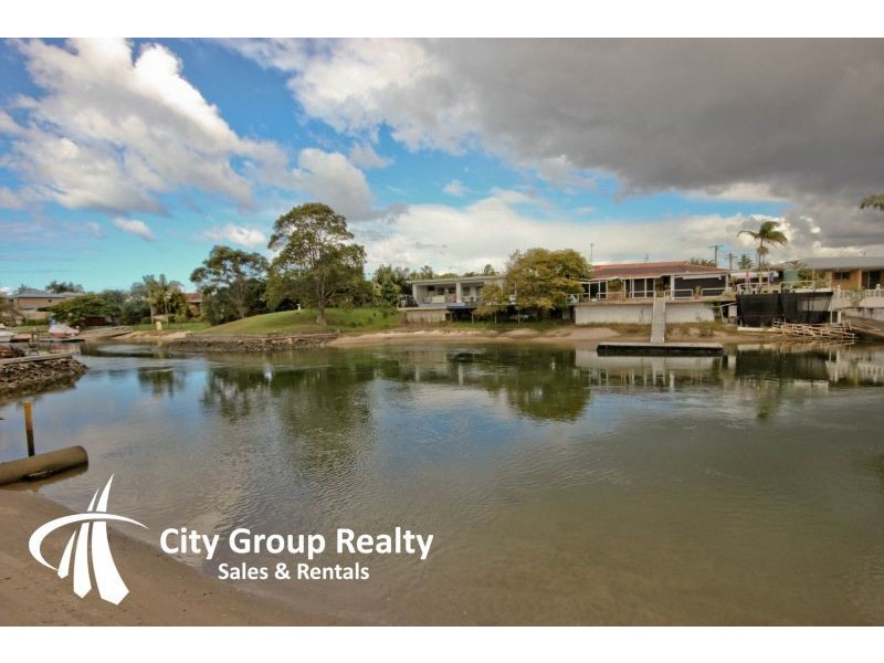 112 Salerno Street, Surfers Paradise QLD 4217