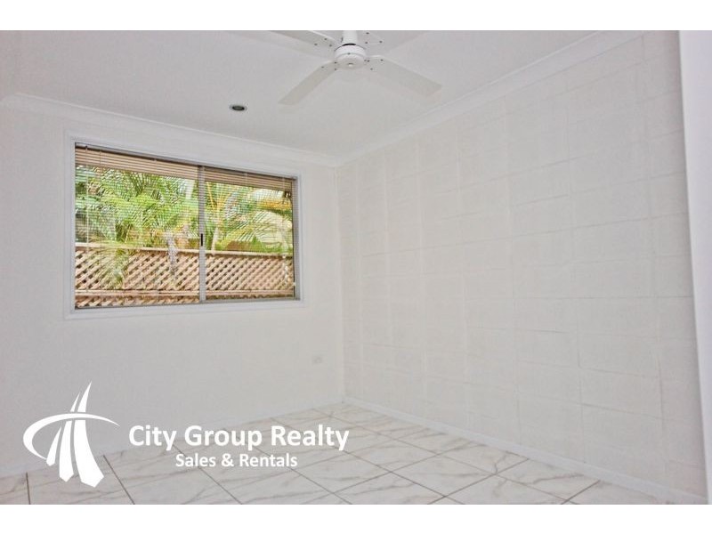 Chevron Island QLD 4217