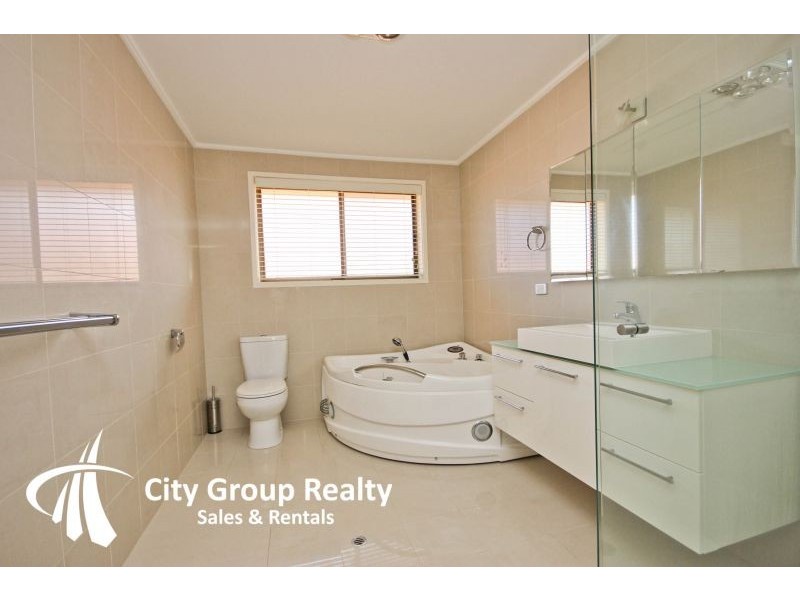 12 Emu Court, Sorrento QLD 4217