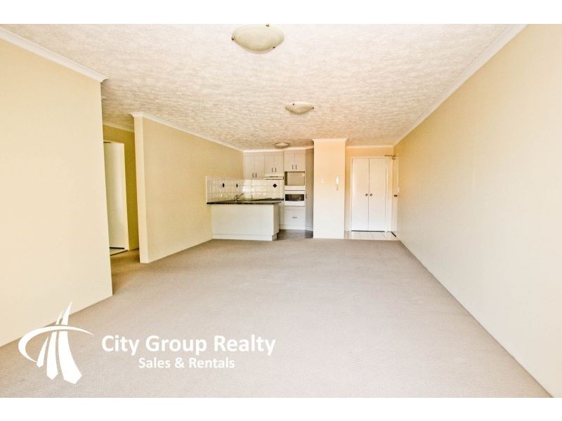 28 Sykes Court, Southport QLD 4215