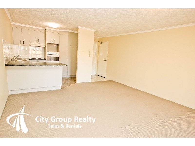 28 Sykes Court, Southport QLD 4215