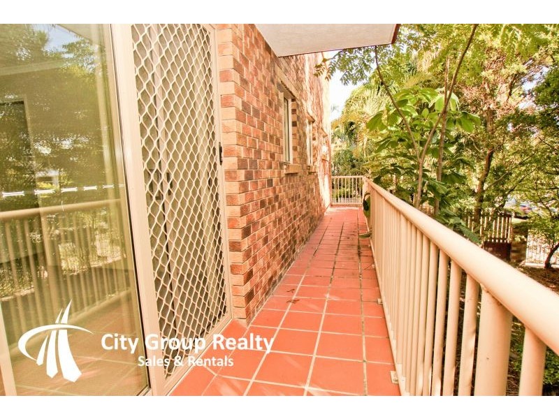 28 Sykes Court, Southport QLD 4215