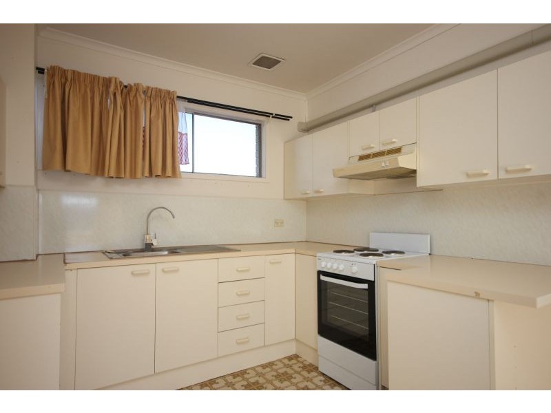 47 Sunshine Parade, Miami QLD 4220