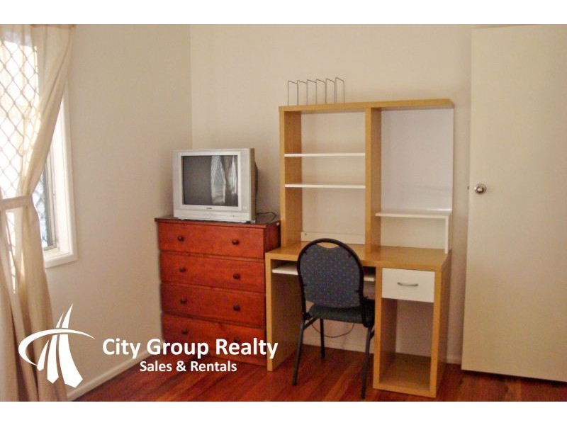 19 Darrambal, Surfers Paradise QLD 4217