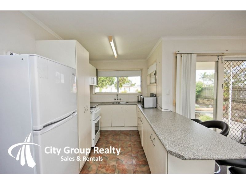 5 Coral Gables Key, Broadbeach Waters QLD 4218
