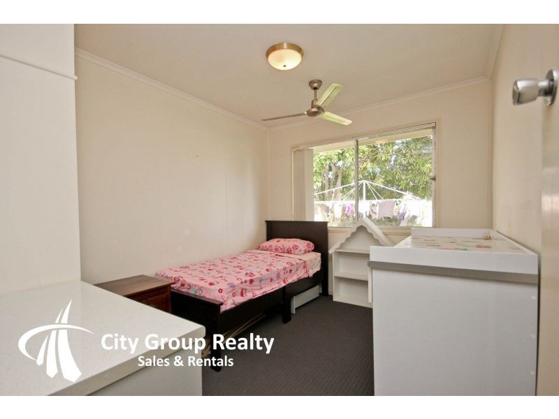 5 Coral Gables Key, Broadbeach Waters QLD 4218