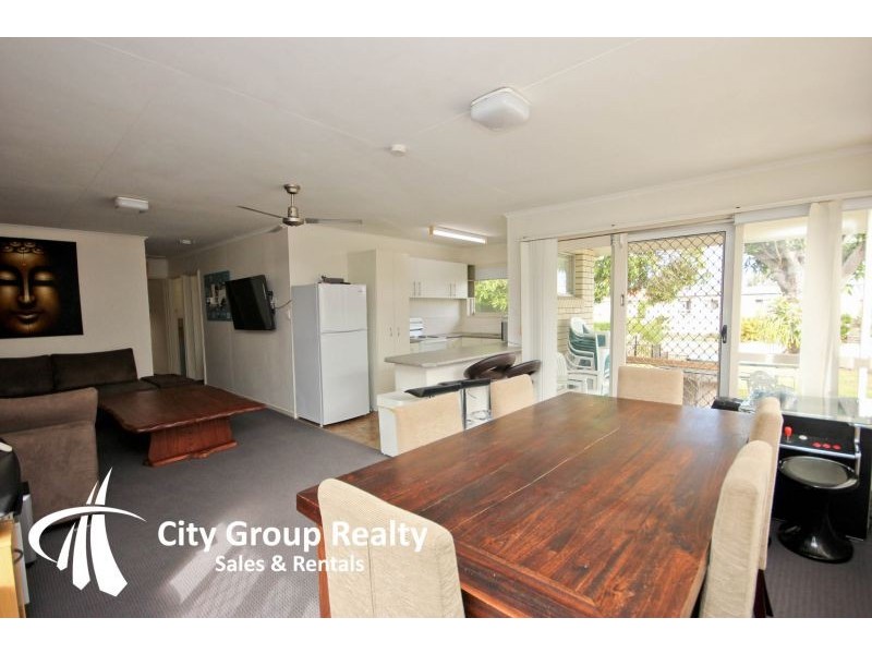 5 Coral Gables Key, Broadbeach Waters QLD 4218