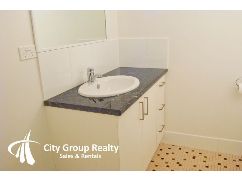 Chevron Island QLD 4217