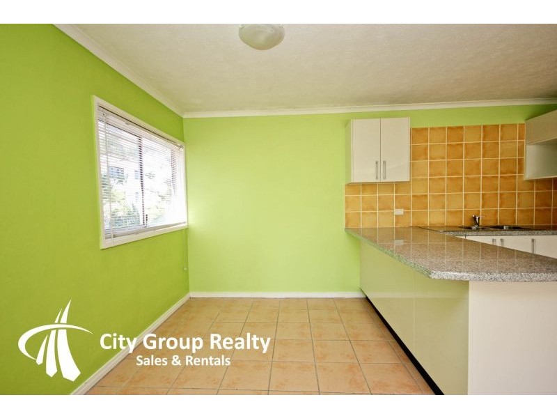 189 Surf Parade, Broadbeach QLD 4218