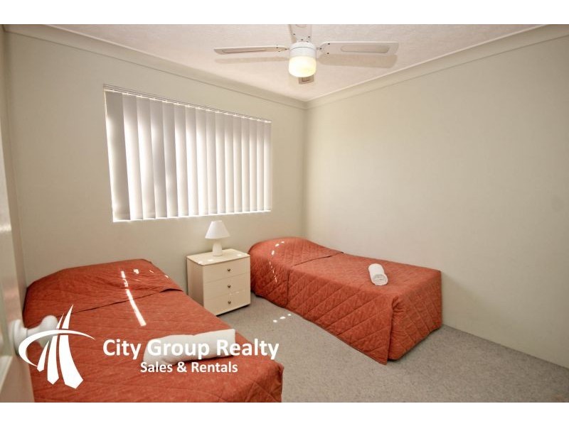 7 First Av, Burleigh Heads QLD 4220