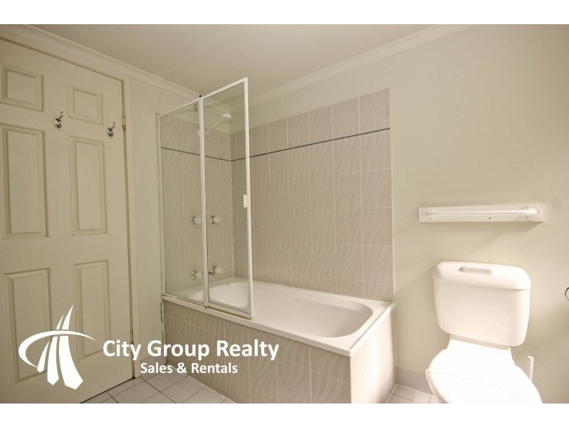 7 First Av, Burleigh Heads QLD 4220