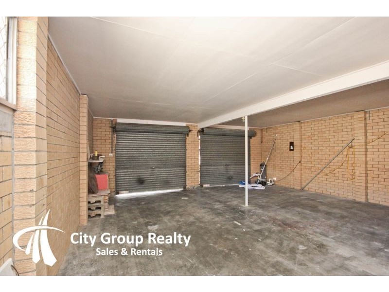 9 Bermuda Street, Broadbeach Waters QLD 4218