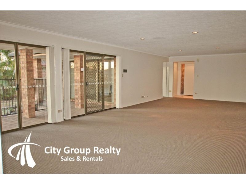 26 Peter Blondell, Mermaid Waters QLD 4218