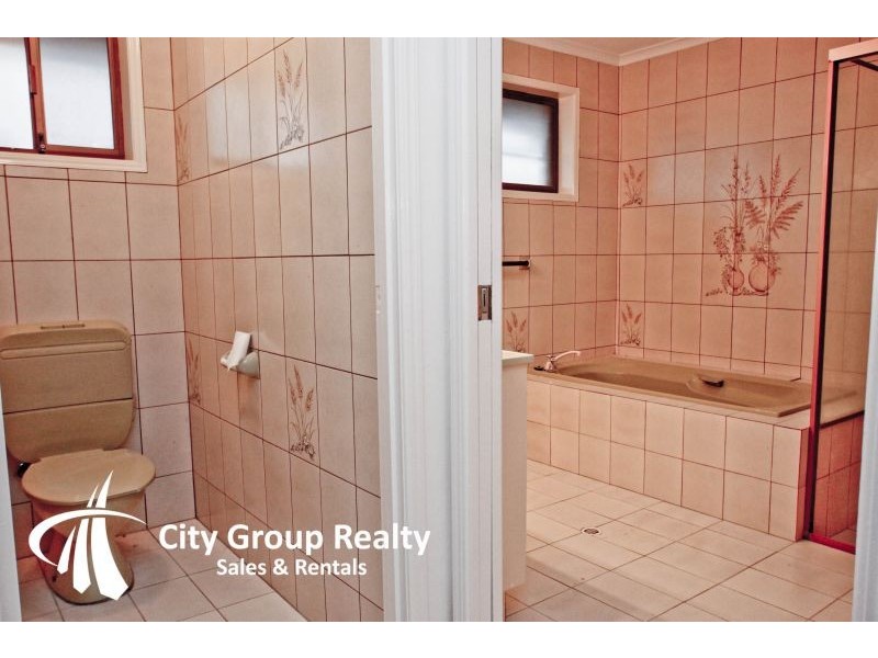 26 Peter Blondell, Mermaid Waters QLD 4218