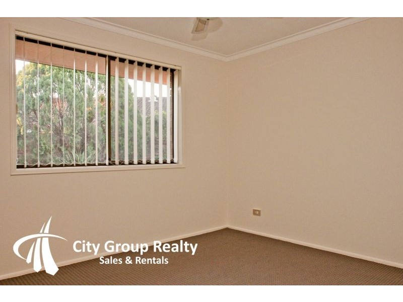 26 Peter Blondell, Mermaid Waters QLD 4218