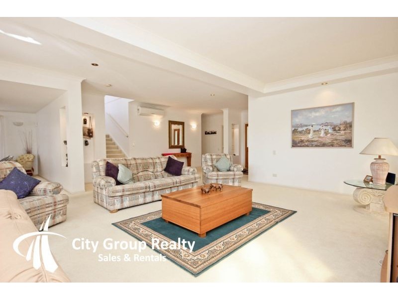 Broadbeach Waters QLD 4218