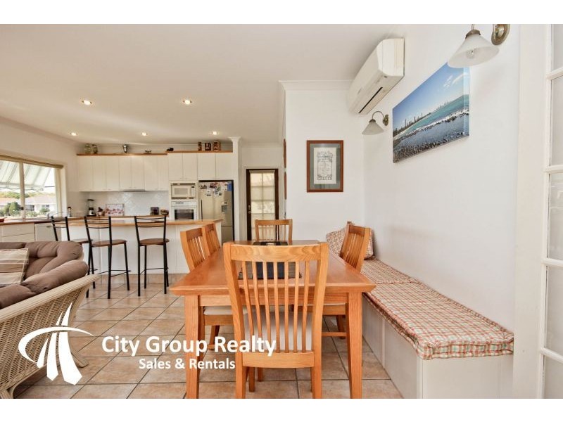 Broadbeach Waters QLD 4218