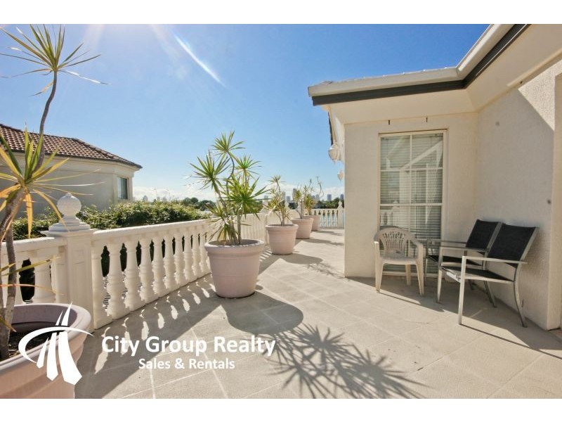 Broadbeach Waters QLD 4218