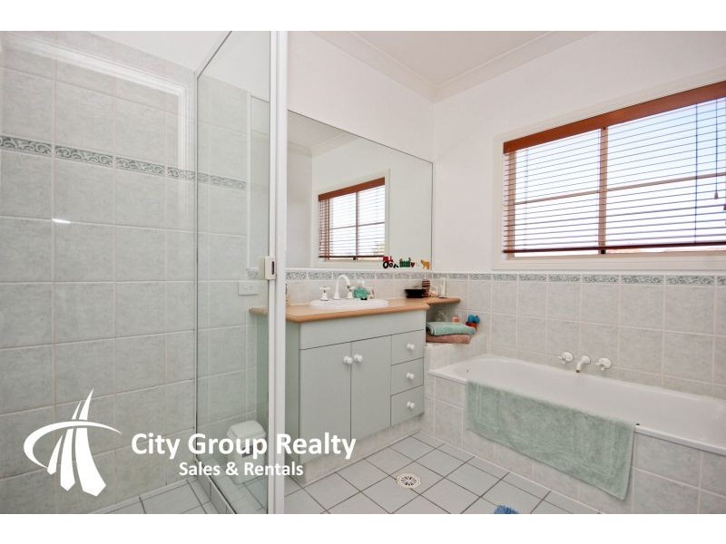 Broadbeach Waters QLD 4218