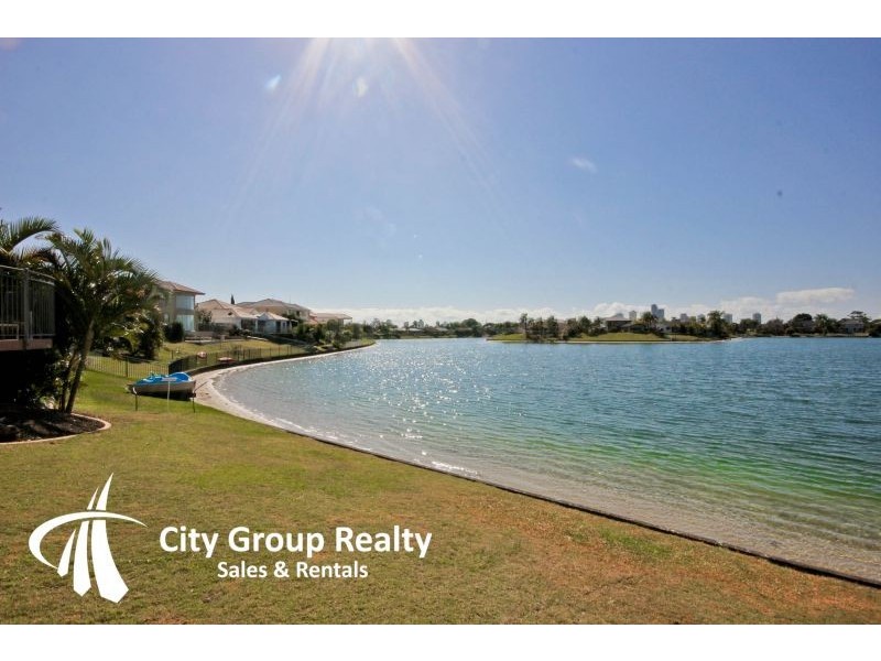 Broadbeach Waters QLD 4218