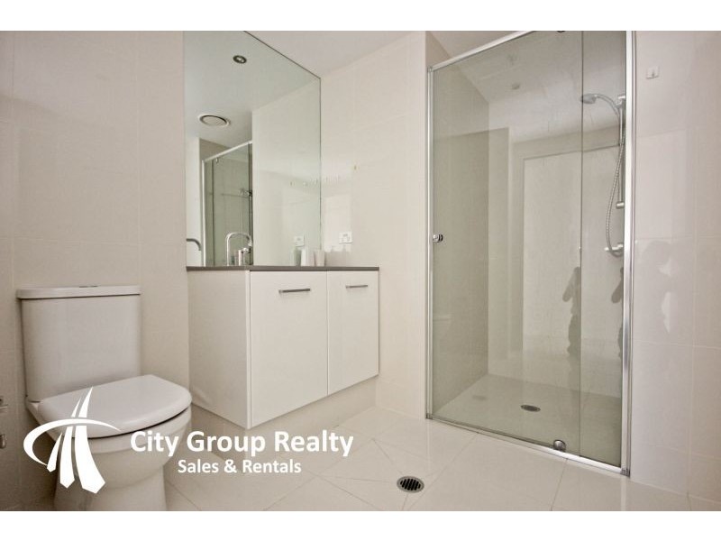 2211 9 Ferny Ave, Surfers Paradise QLD 4217