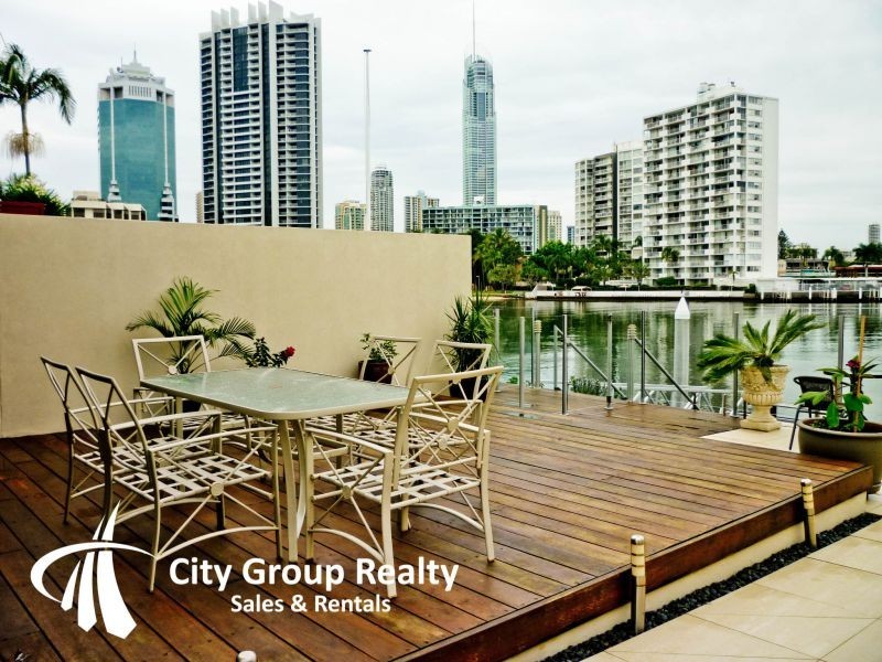 Chevron Island QLD 4217