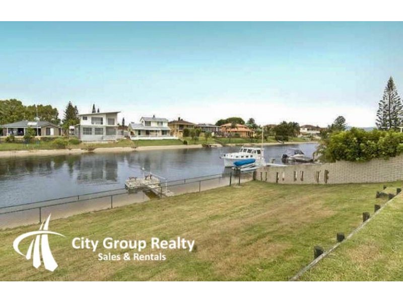 6 Rudder Court, Mermaid Waters QLD 4218