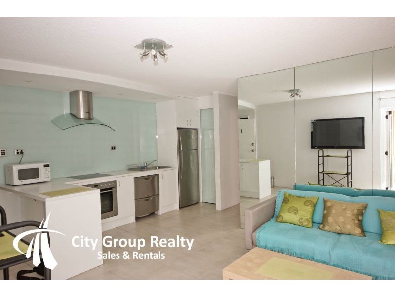107 Hedges Av, Mermaid Beach QLD 4218
