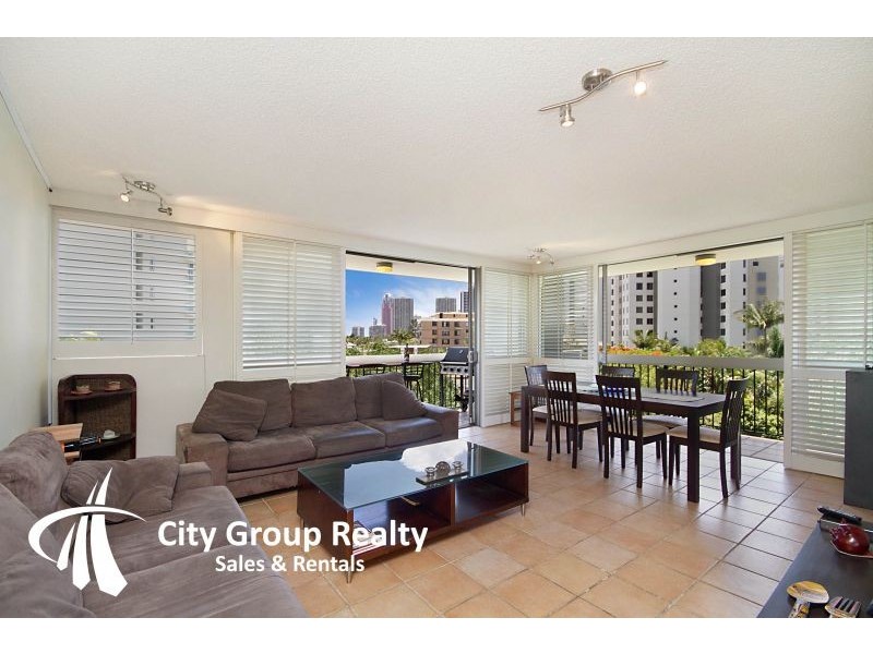 32 Riverview Pde, Surfers Paradise QLD 4217